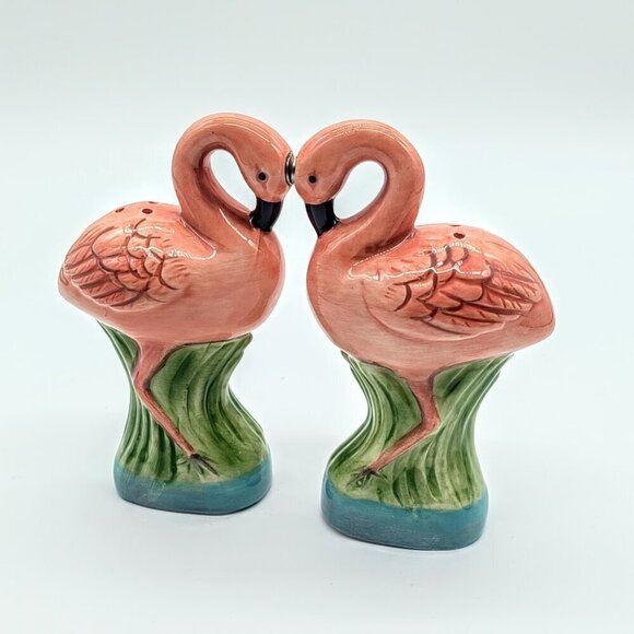 Pacific Giftware Pink Flamingo Ceramic Salt Pepper Magnetic Shakers - Picture 1 of 8